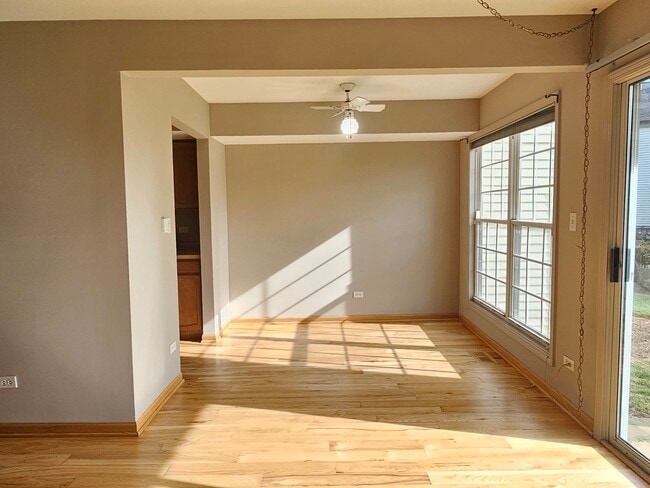 Building Photo - 475 Bridle Trail