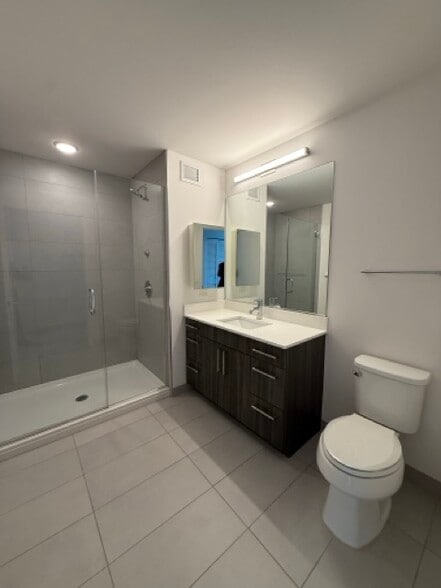 Building Photo - 150 W Superior St