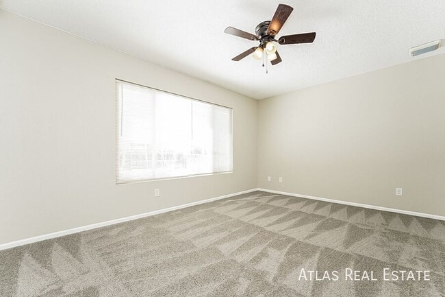 Building Photo - 5083 Helena Ct