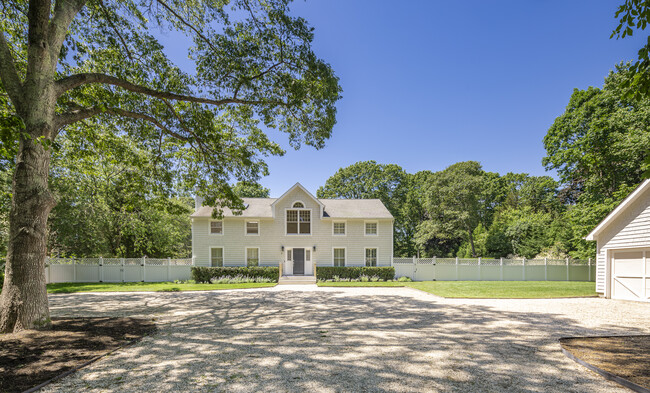 Building Photo - 27 Fieldview Ln