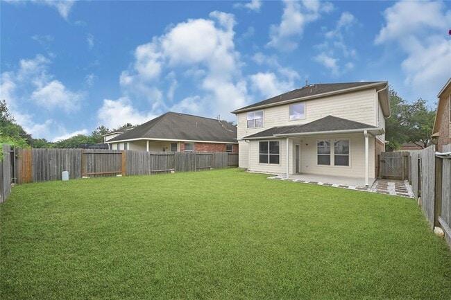 Building Photo - 26418 Richwood Oaks Dr