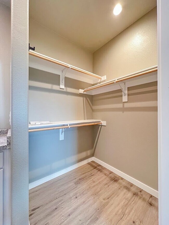 Building Photo - 2 bed/ 1.5 bath in Brand New Soldier Ridge...