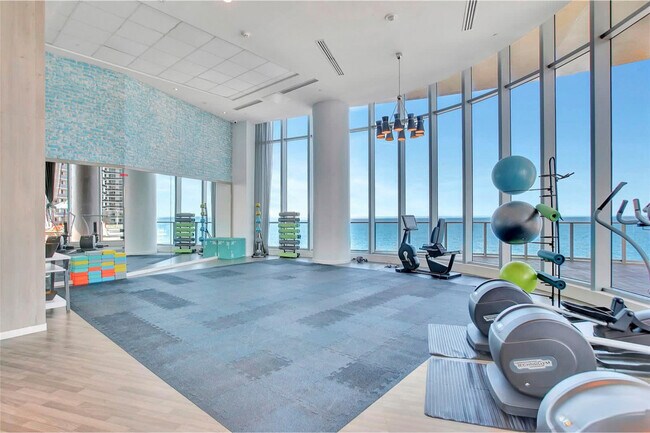 Building Photo - 4111 S Ocean Dr