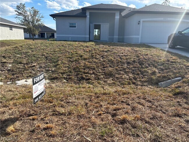 Building Photo - 3005 31st St W