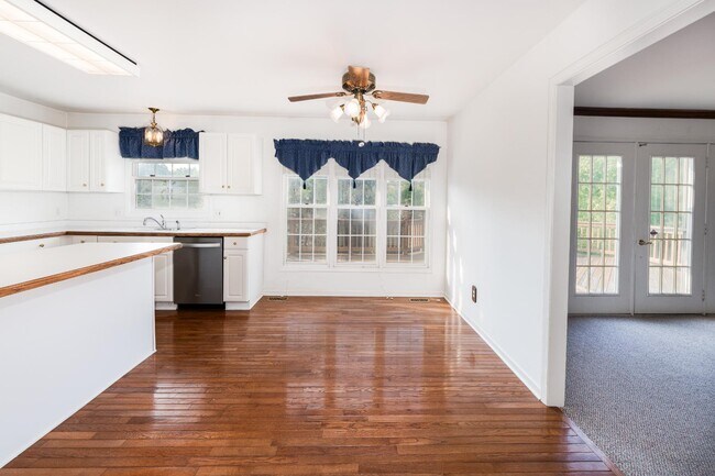 Building Photo - 49301 Quail Run Ct