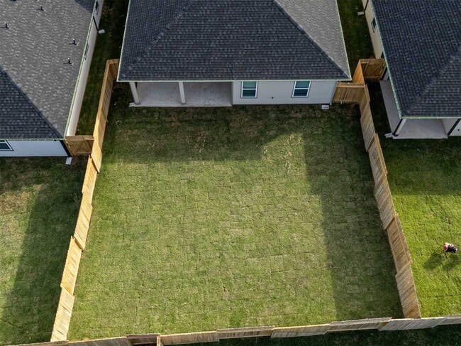 Building Photo - 30614 Brixton Village St