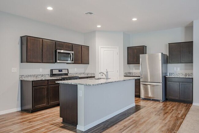 Building Photo - Home in Litchfield Park at Canyon Views! 5...