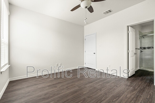 Building Photo - 5121 Rose Petal Ct