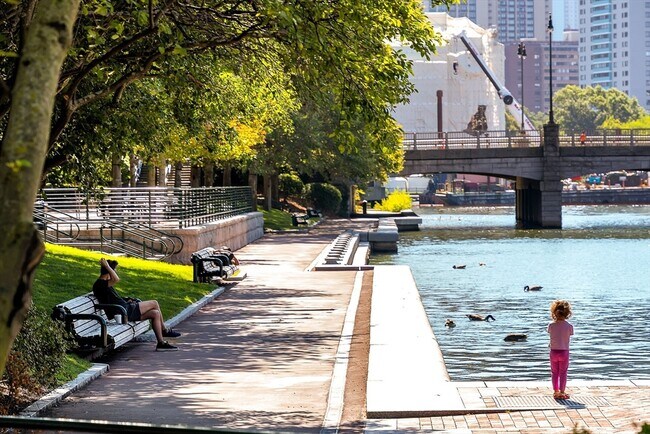 Building Photo - 6 Canal Park