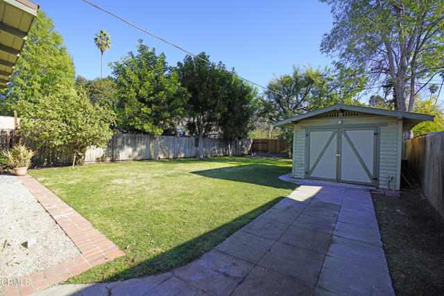 Building Photo - 970 N El Molino Ave