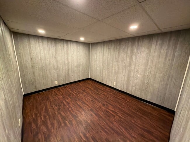 Building Photo - Single Family Home on Marland Heights for Rent