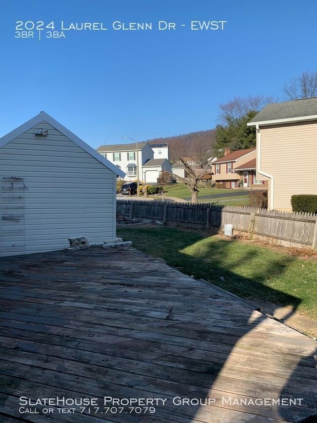 Building Photo - 3 bedroom in Deer Path Woods