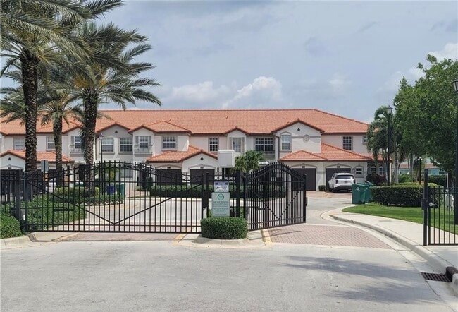 Building Photo - 9715 Darlington Pl