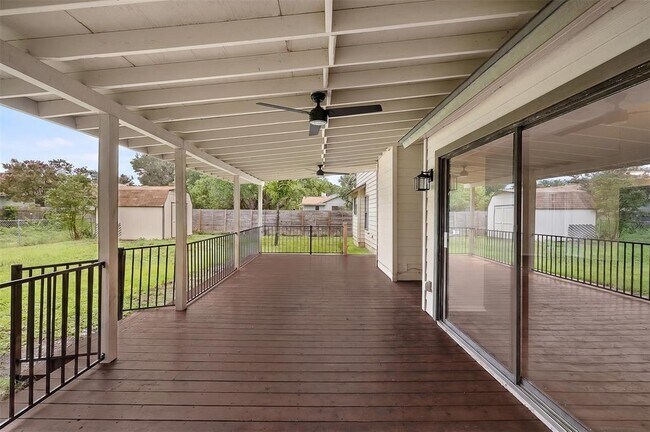 Building Photo - 8905 Bridgewood Trail