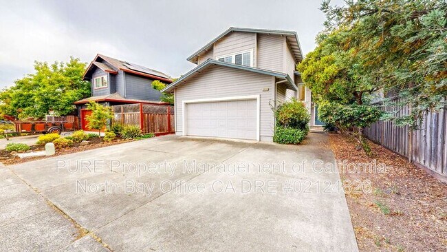 Primary Photo - 2070 Pinercrest Dr