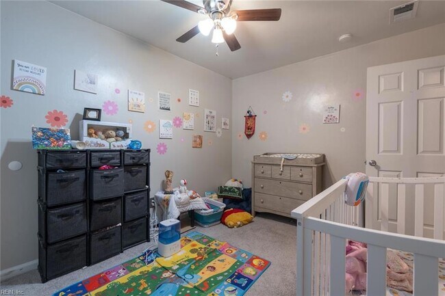 Building Photo - 5479 Lynbrook Landing