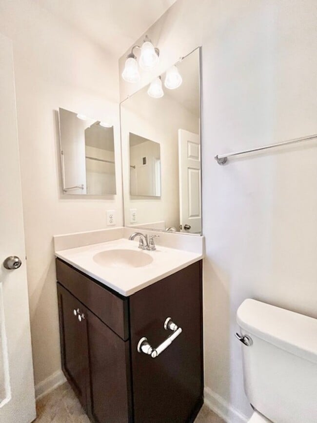 Building Photo - 5897 Bella Marie Way