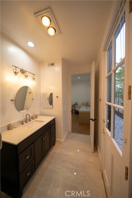 Building Photo - 17437 Oak Creek Ct