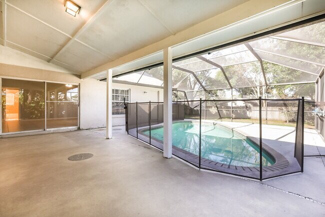 Building Photo - 2714 Mock Orange Ct