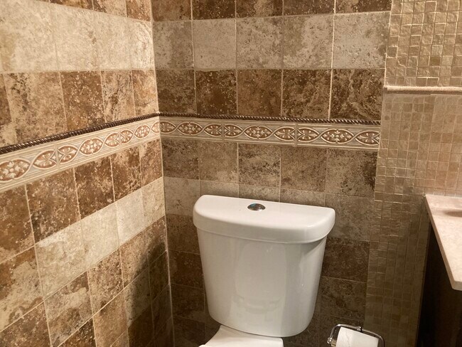 bathroom - 7693 Waterlace Dr