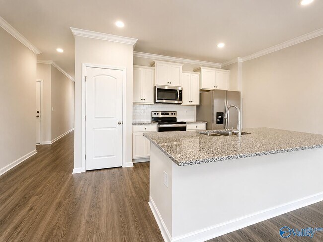 Building Photo - 26491 Riparian Dr