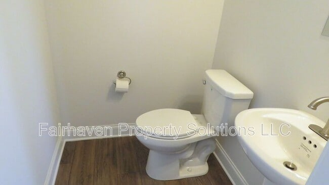 Building Photo - 1978 Mitchell Ave