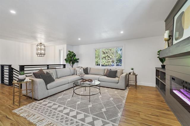 Building Photo - 2446 E 49th Ave