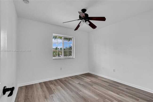Building Photo - 14044 SW 273rd Ln