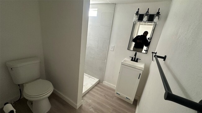 Building Photo - 510 N Shirley St