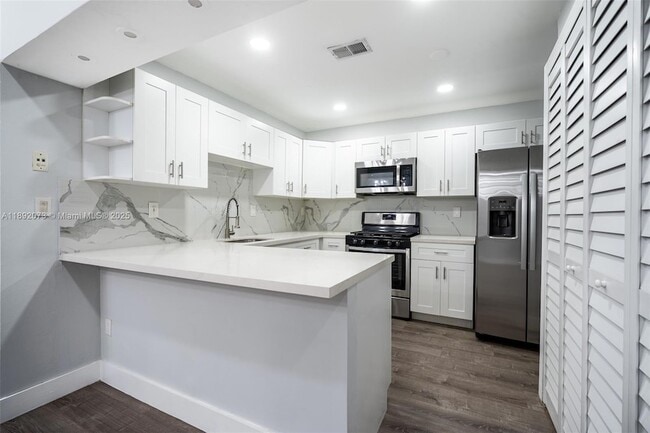 Building Photo - 6211 SW 116th Pl