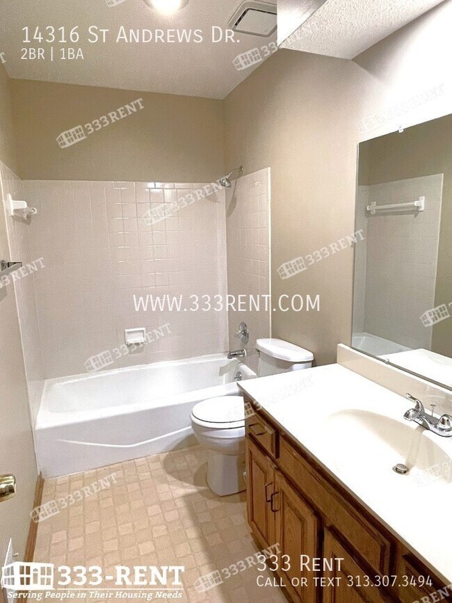 Building Photo - 14316 St Andrews Dr