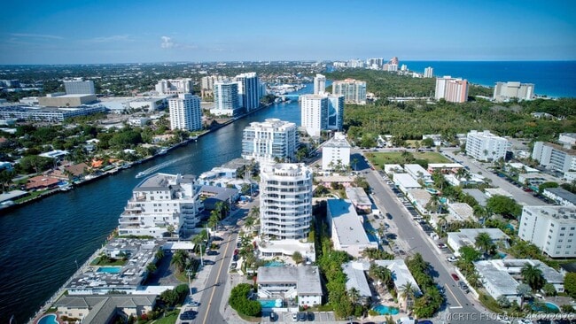 Building Photo - 612 Bayshore Dr