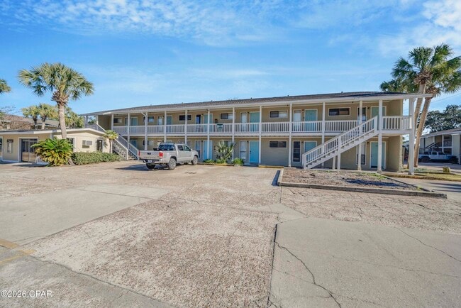 Building Photo - 6903 N Lagoon Dr