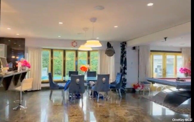 Building Photo - 215-40 27th Ave