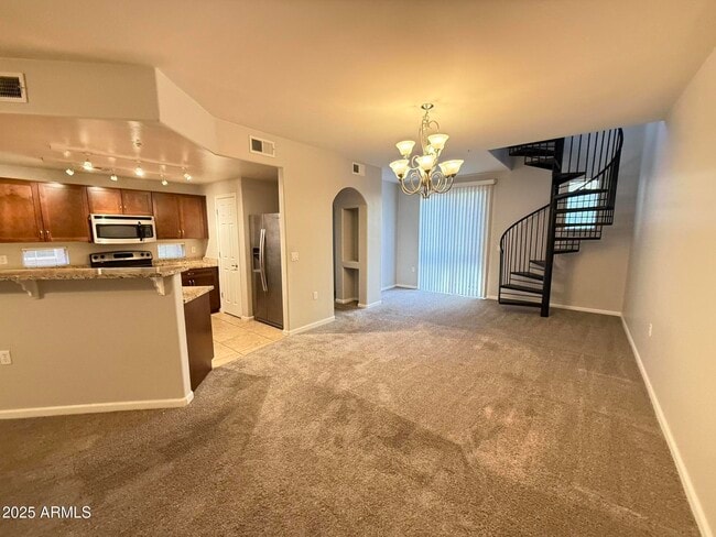 Building Photo - 1920 E Bell Rd