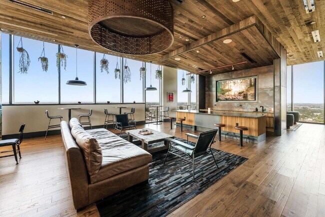 Building Photo - Luxury Condo with Skyline Views