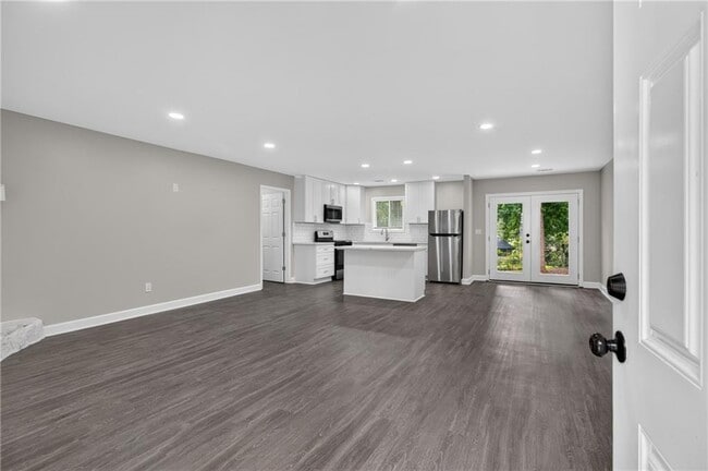 Building Photo - 1540 Spender Dr