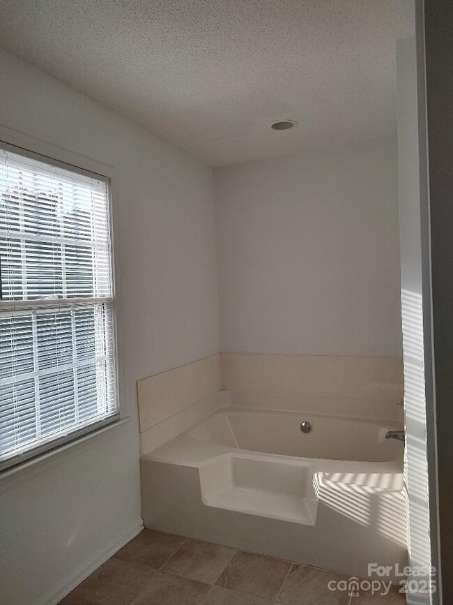 Building Photo - 7428 Chital Rd