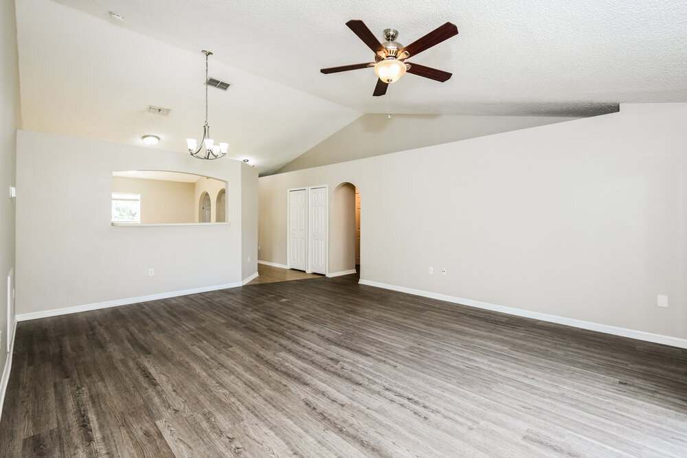 Building Photo - 1037 Galvin Ave