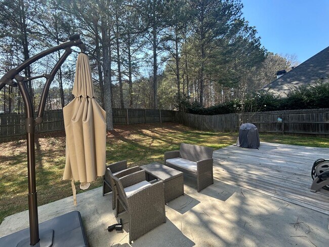 Building Photo - **PRICE IMPROVEMENT**560 Millbrook Village...
