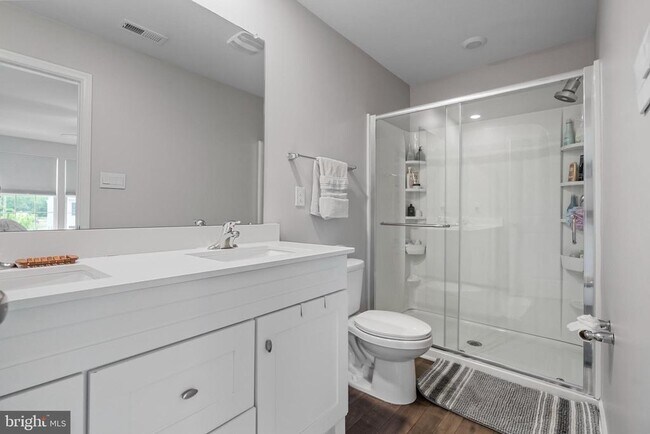 Building Photo - 53 Arlotta St