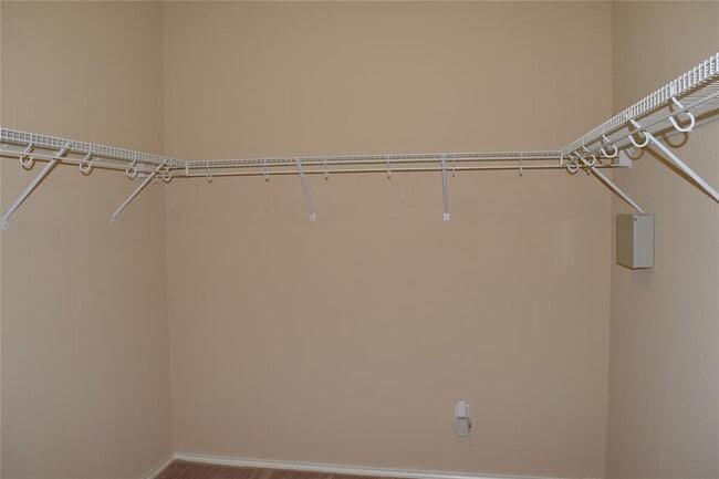 Building Photo - 11717 Alexs Ln