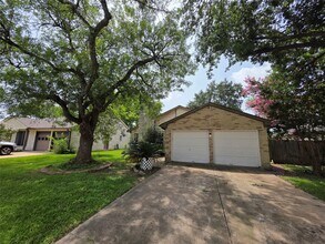 Building Photo - 22543 Market Square Ln