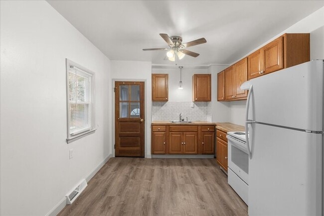 Building Photo - 5219 Somers Point Rd