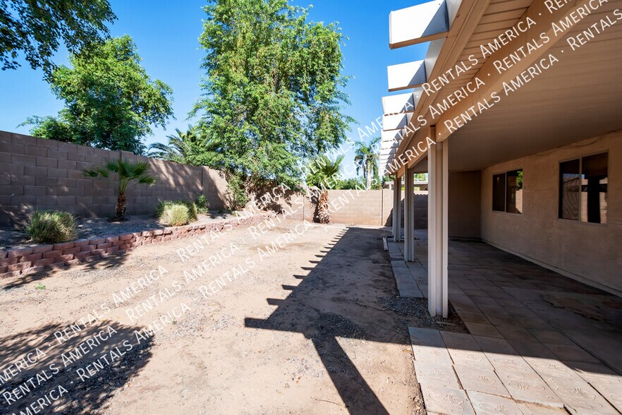 Building Photo - 30740 Maple Chase Dr