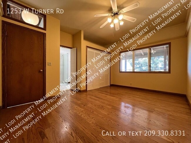 Building Photo - 1253 W Turner Rd