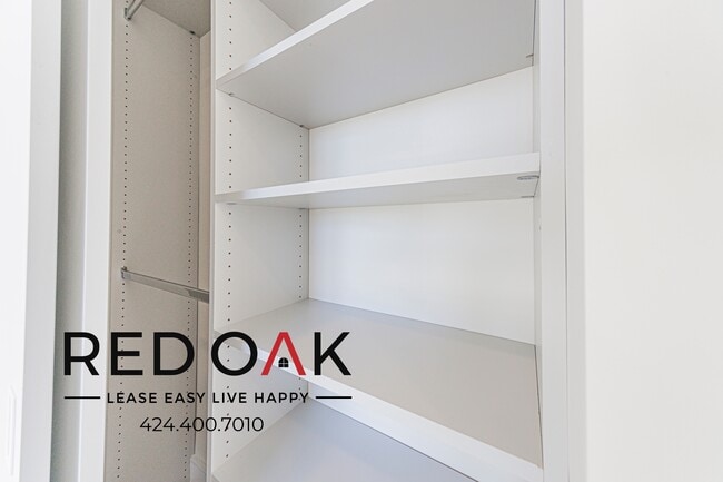 Building Photo - 5320 Cartwright Ave