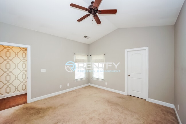 Building Photo - 2506 Gallery Drive