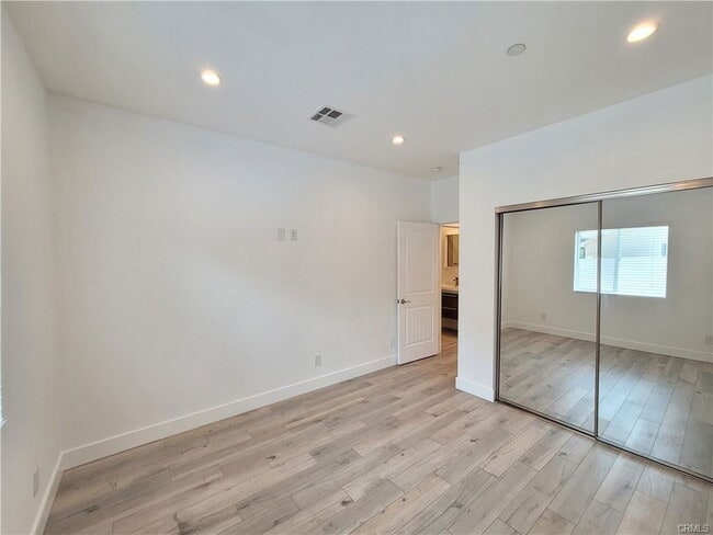 Building Photo - 5726 Cartwright Ave