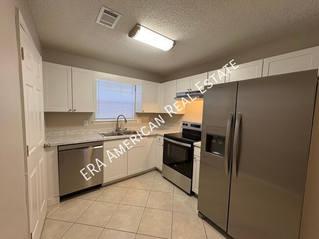 Building Photo - 3354 La Leyenda Ct